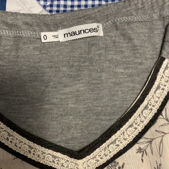⭐️ 5/$20 ⭐️ Maurice’s Tank Top/Cami - Picture 5 of 6